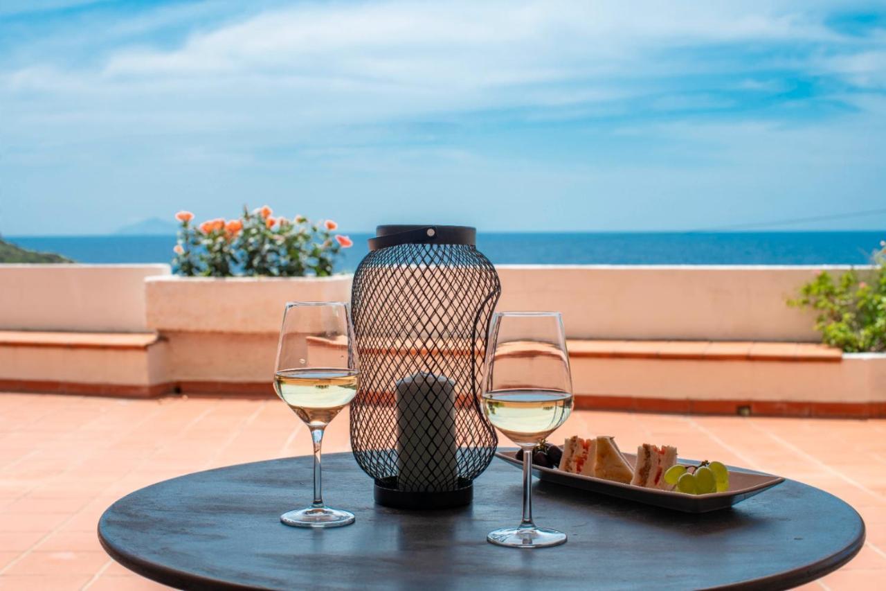 Hotel Baia Imperiale Spiaggia di Cavoli Εξωτερικό φωτογραφία