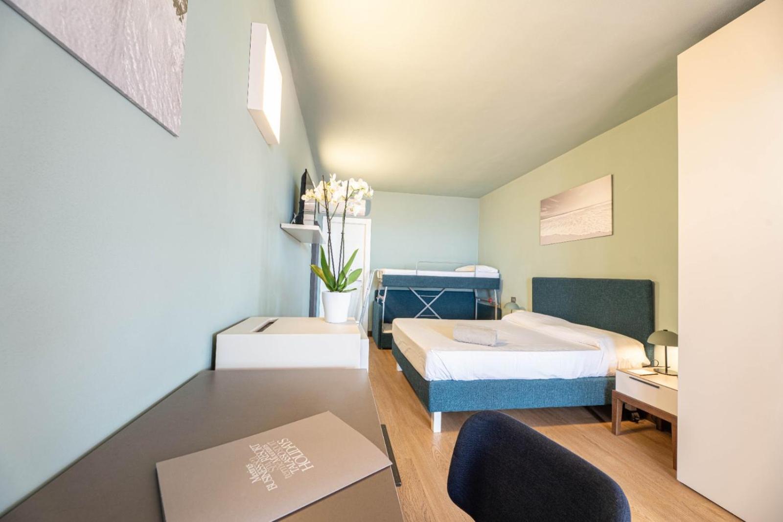 Hotel Baia Imperiale Spiaggia di Cavoli Εξωτερικό φωτογραφία